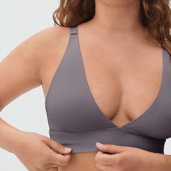 Everlane Other - Everlane The ReNew Invisible Bra in Plum Grey NWT